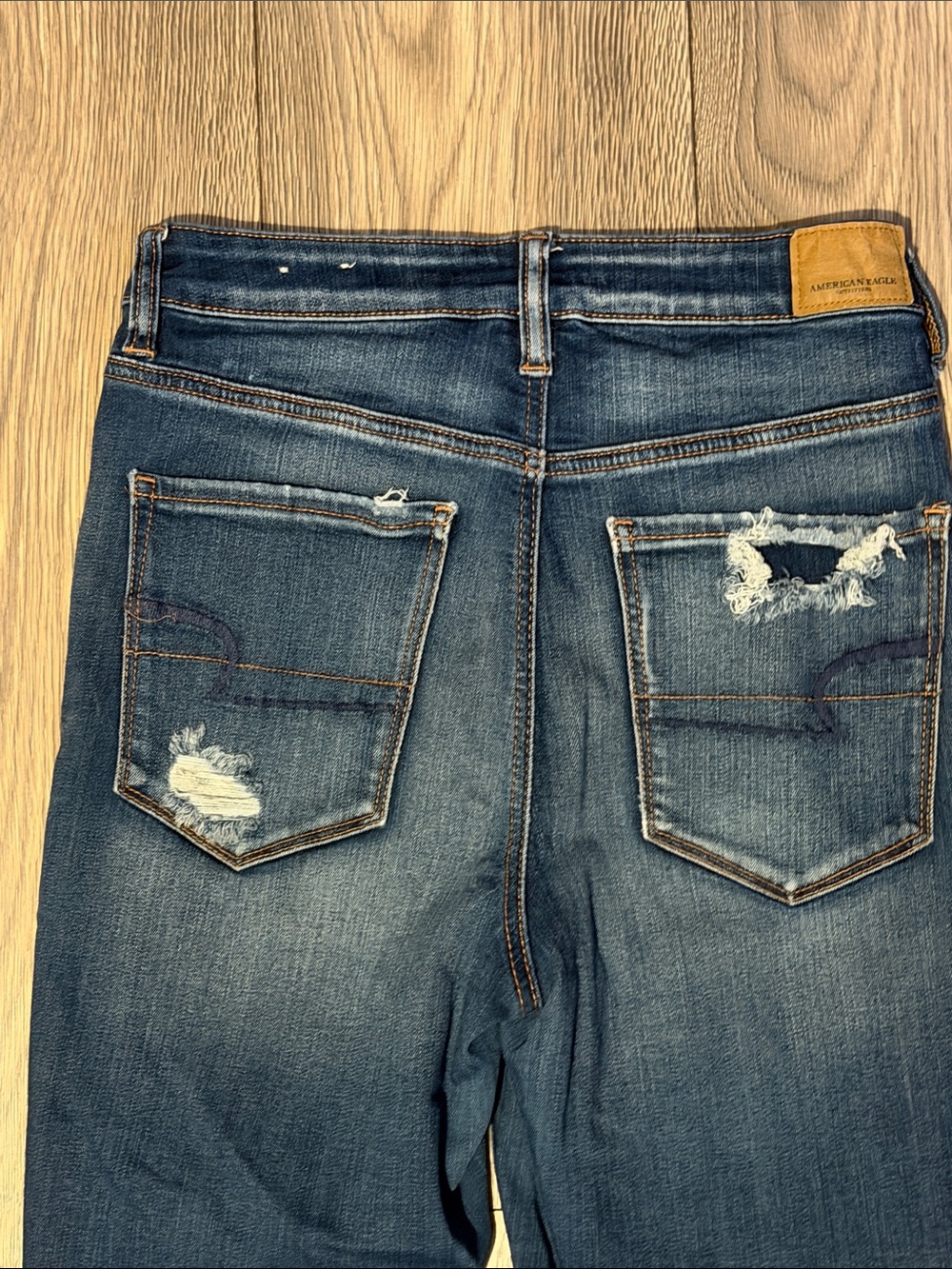 American Eagle Outfitters Distressed Dark Blue Skinny Jeans - Picture 5 of 7